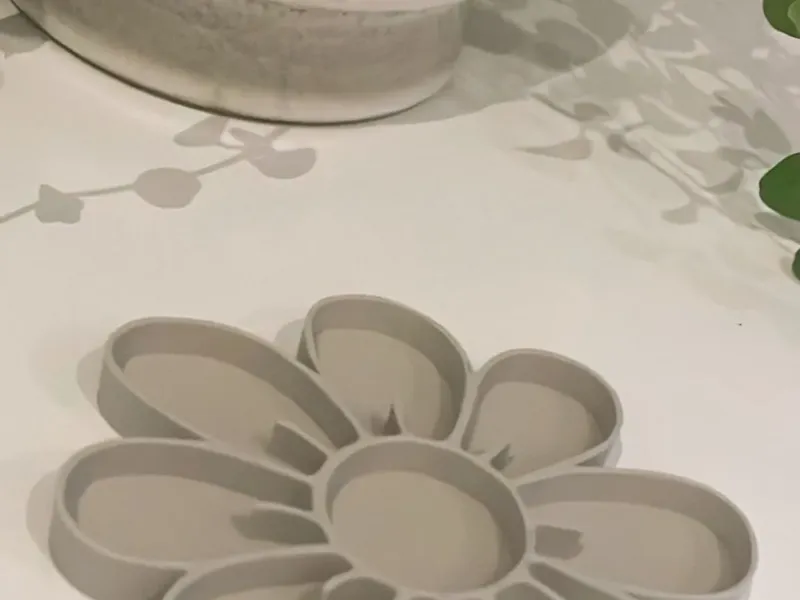 Play tray flower