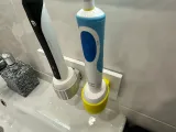 Oral b Ladegerätehalter-7