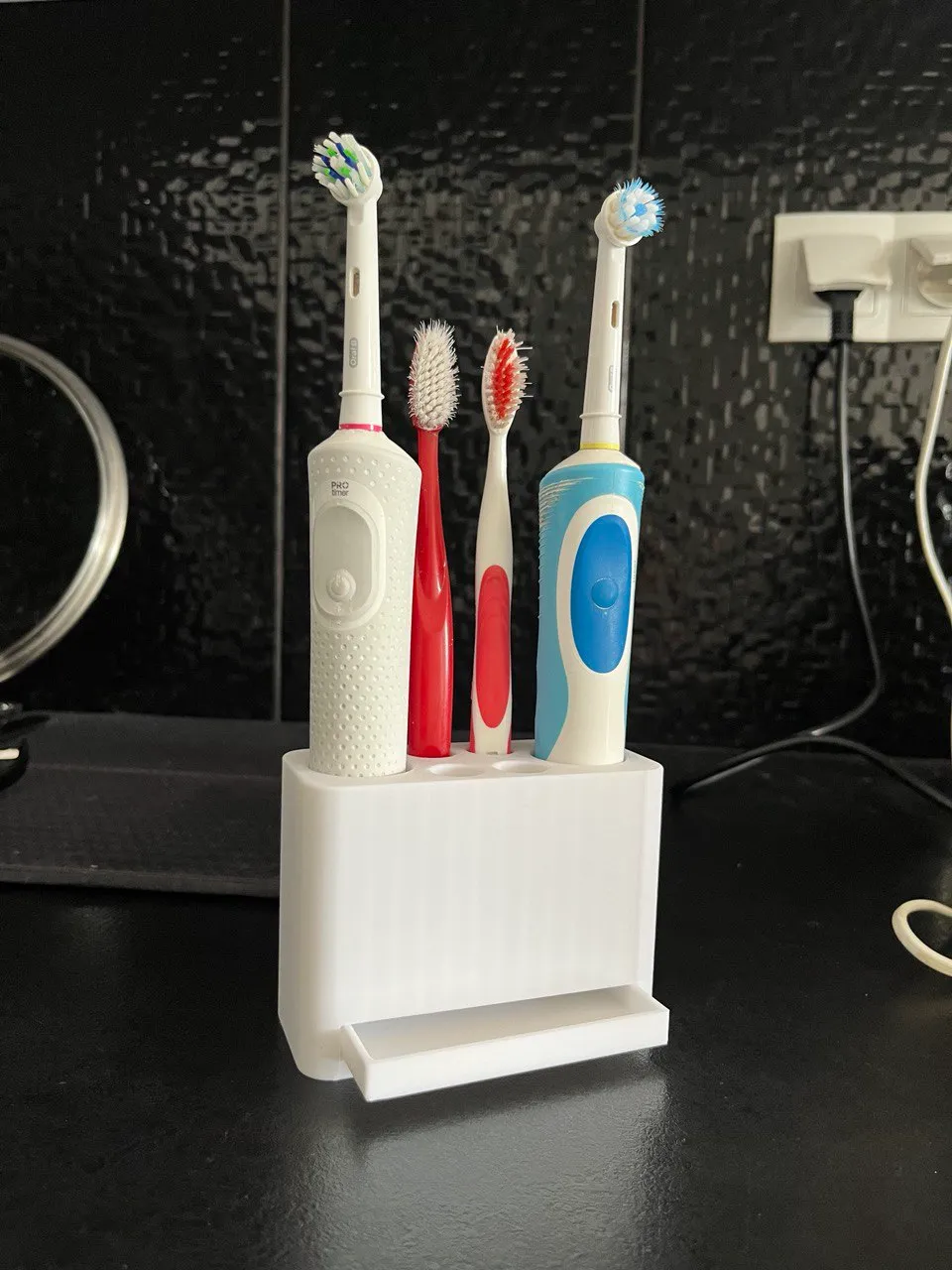 Toothbrushes Organizer