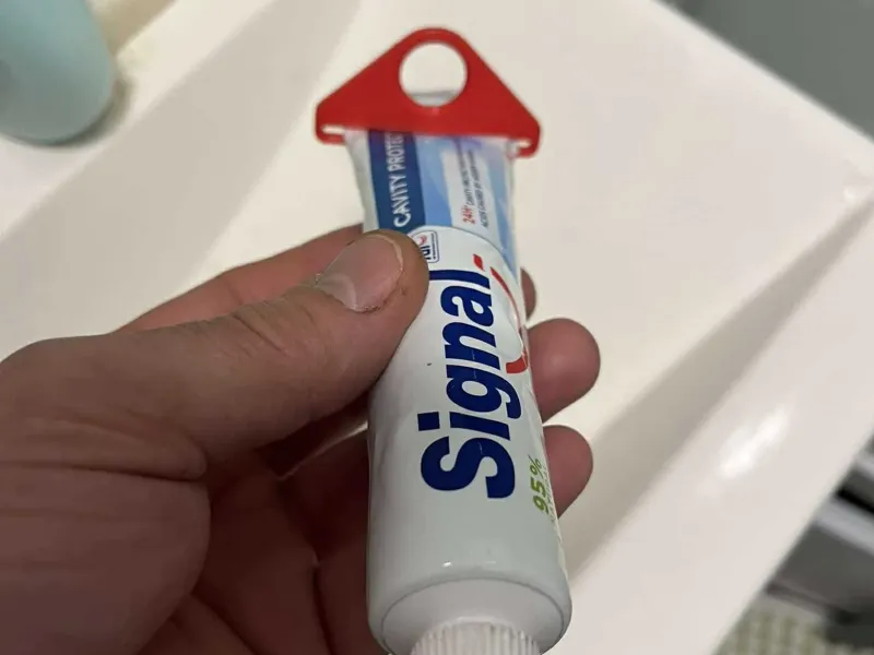 Toothpaste dispenser