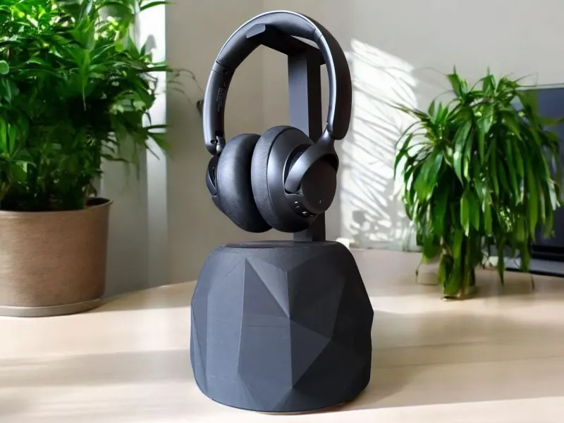 Low Poly Headphone Stand and Headset Holder