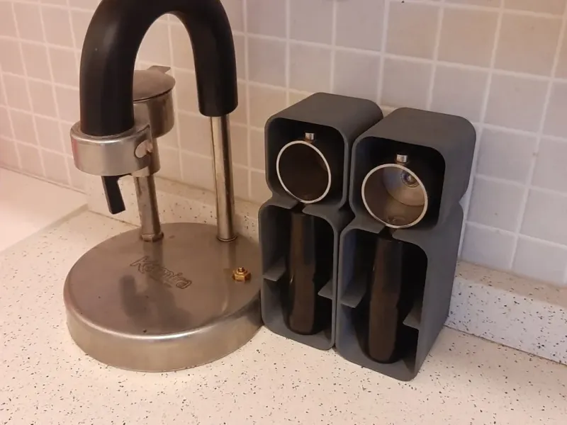 Kamira_filter_holder