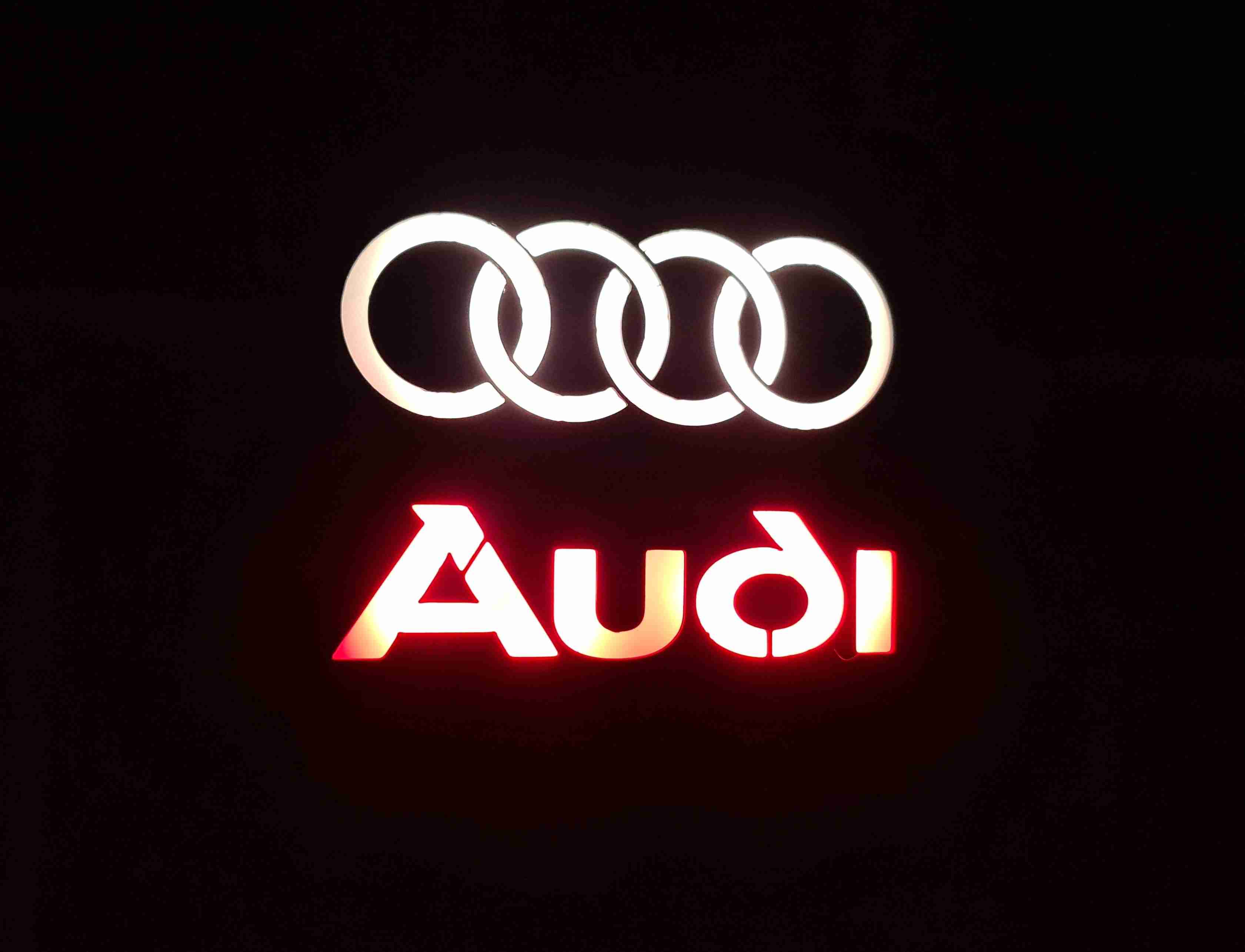 Audi LED Light Box Desk or Wall Mounted RS TT GT TTS QUATTRO 3D