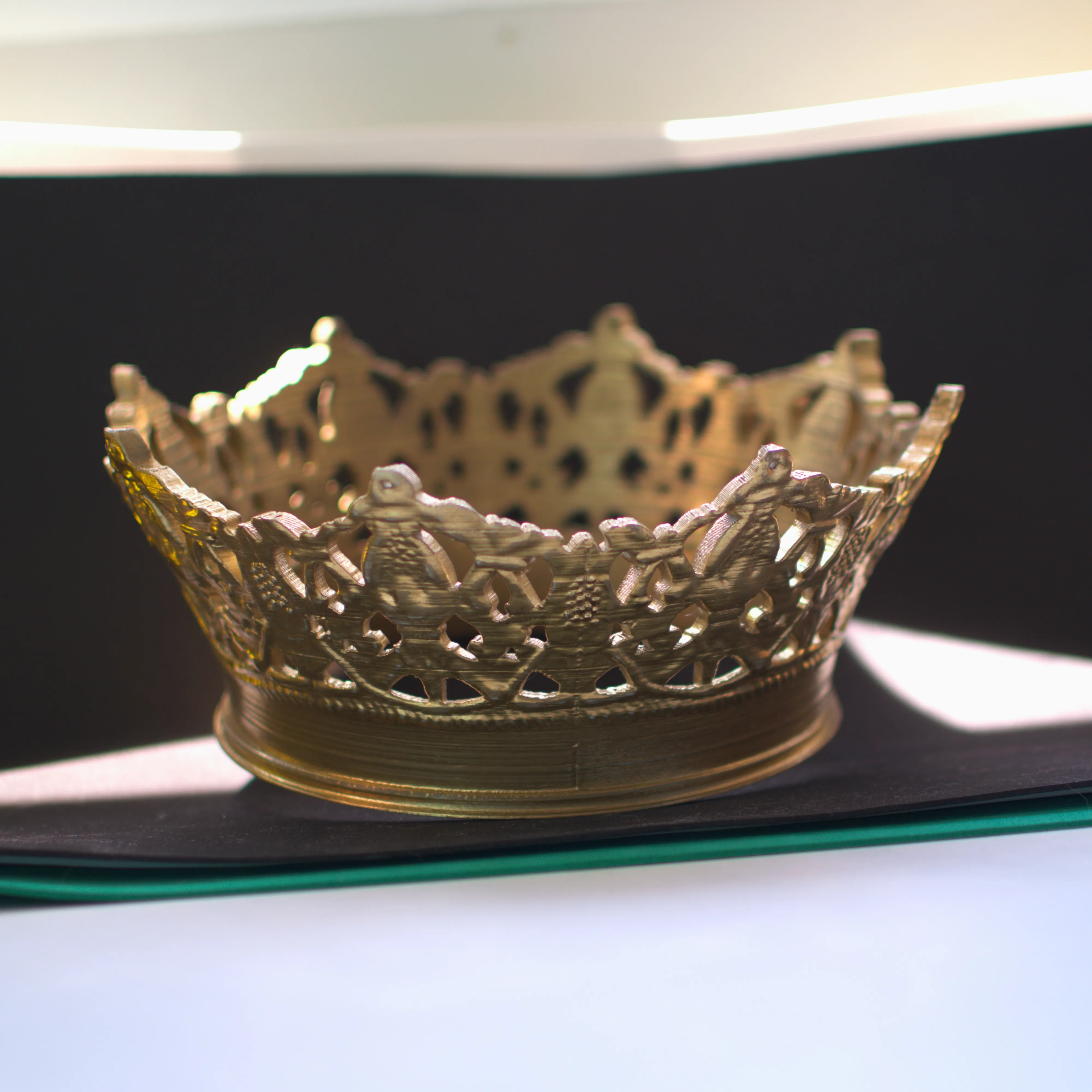 Replica Isabella the Catholic crown commercial | 3D models download ...