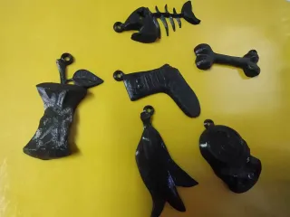 Decoration from a trash