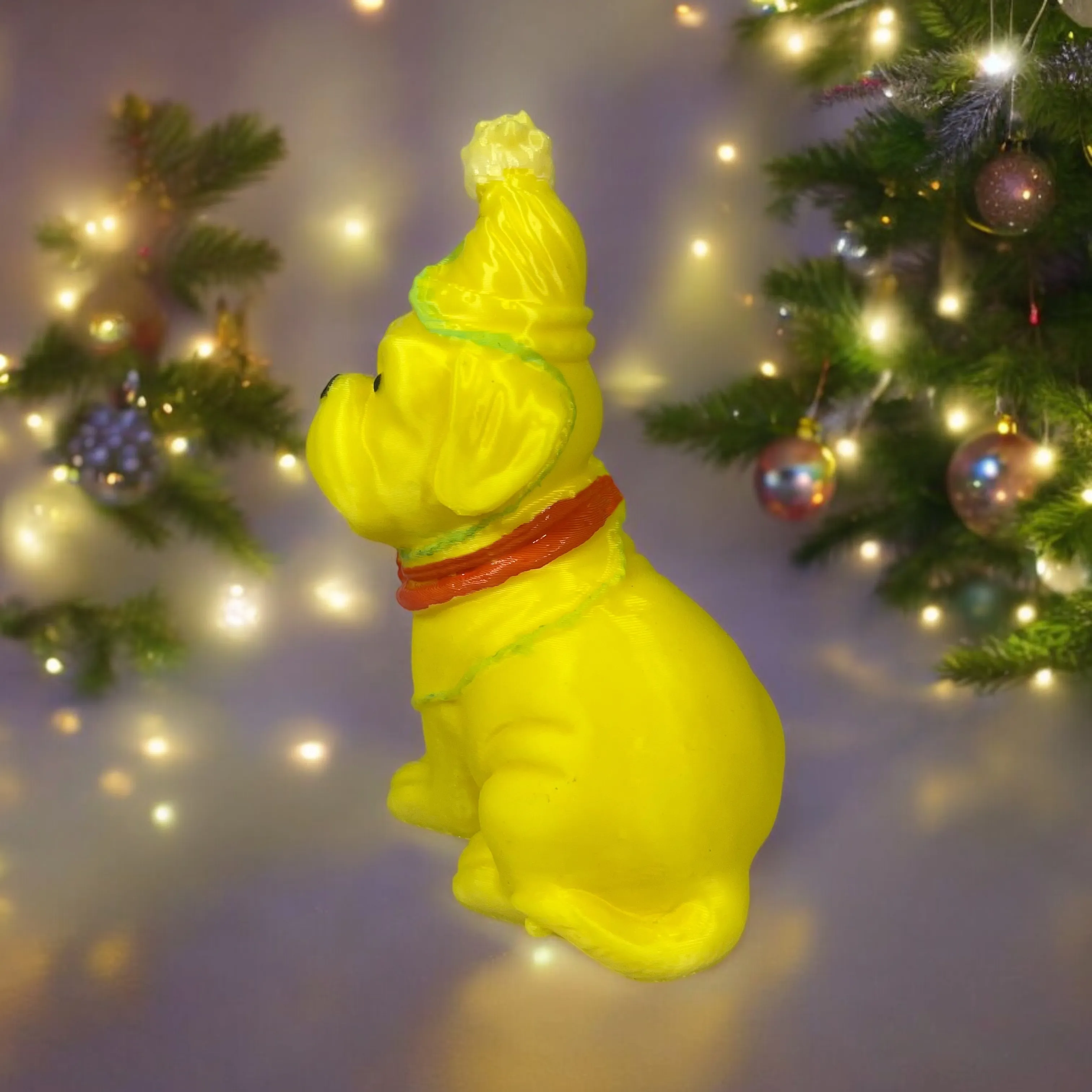 Carlin Christmas Dog