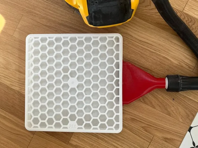 Vacuum Table