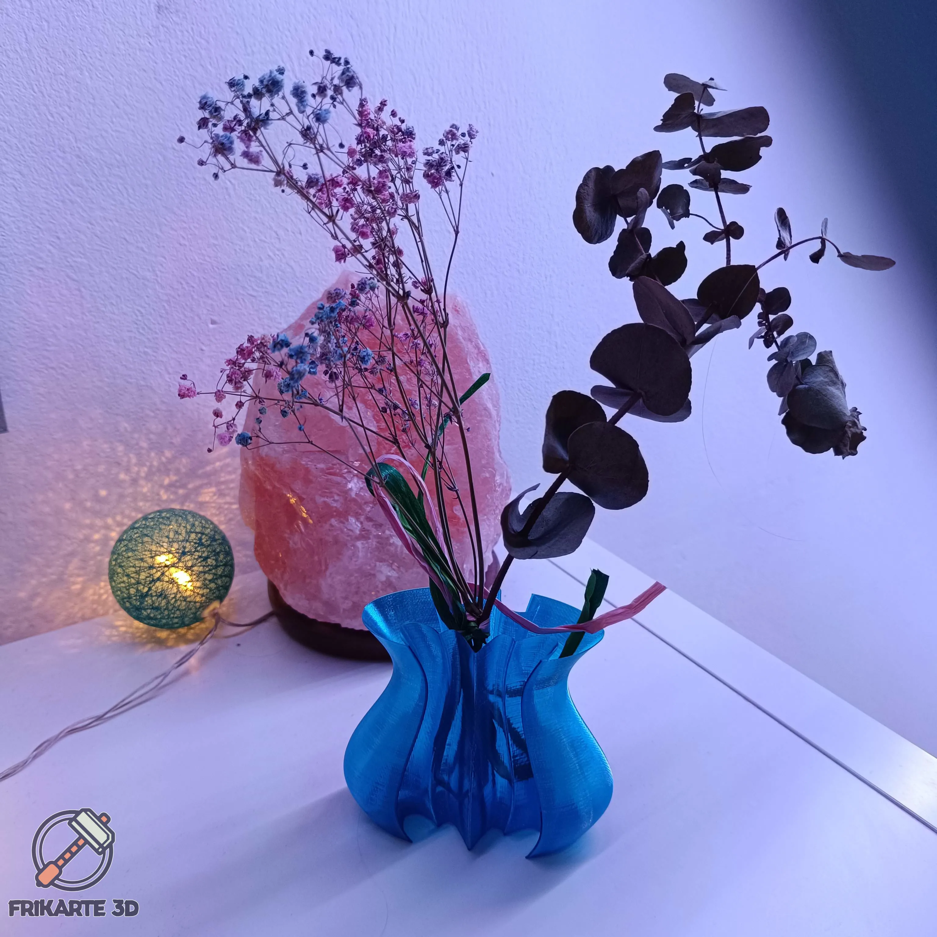 BatVase 🌿🦇 | A Unique Batman Logo Plant Pot & Vase