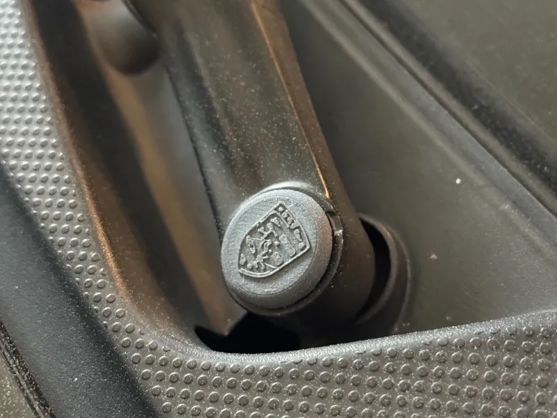 Porsche 986-996 Windshield Blade Nut Cap