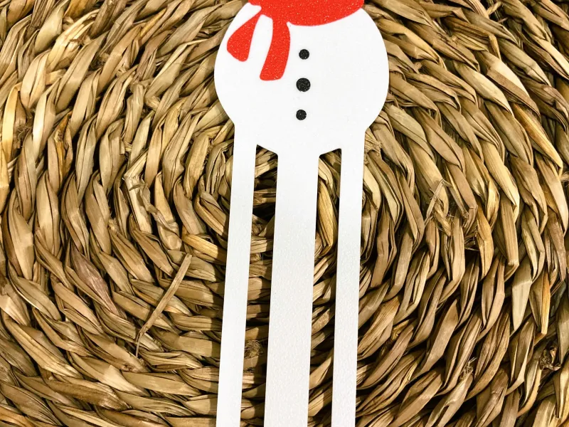 Snowman bookmark / Marcapáginas muñeco de nieve