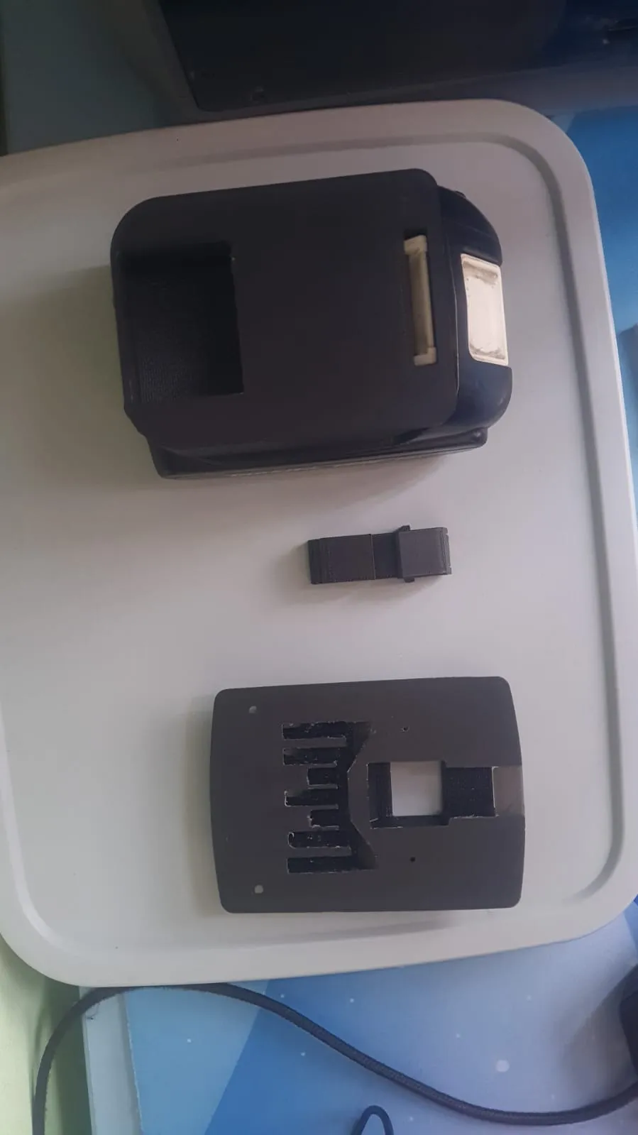 Makita battery adaptor to Bosch PRO (blue) Tools