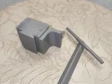 Устройство для заточке сверла на мине гриндере-1
