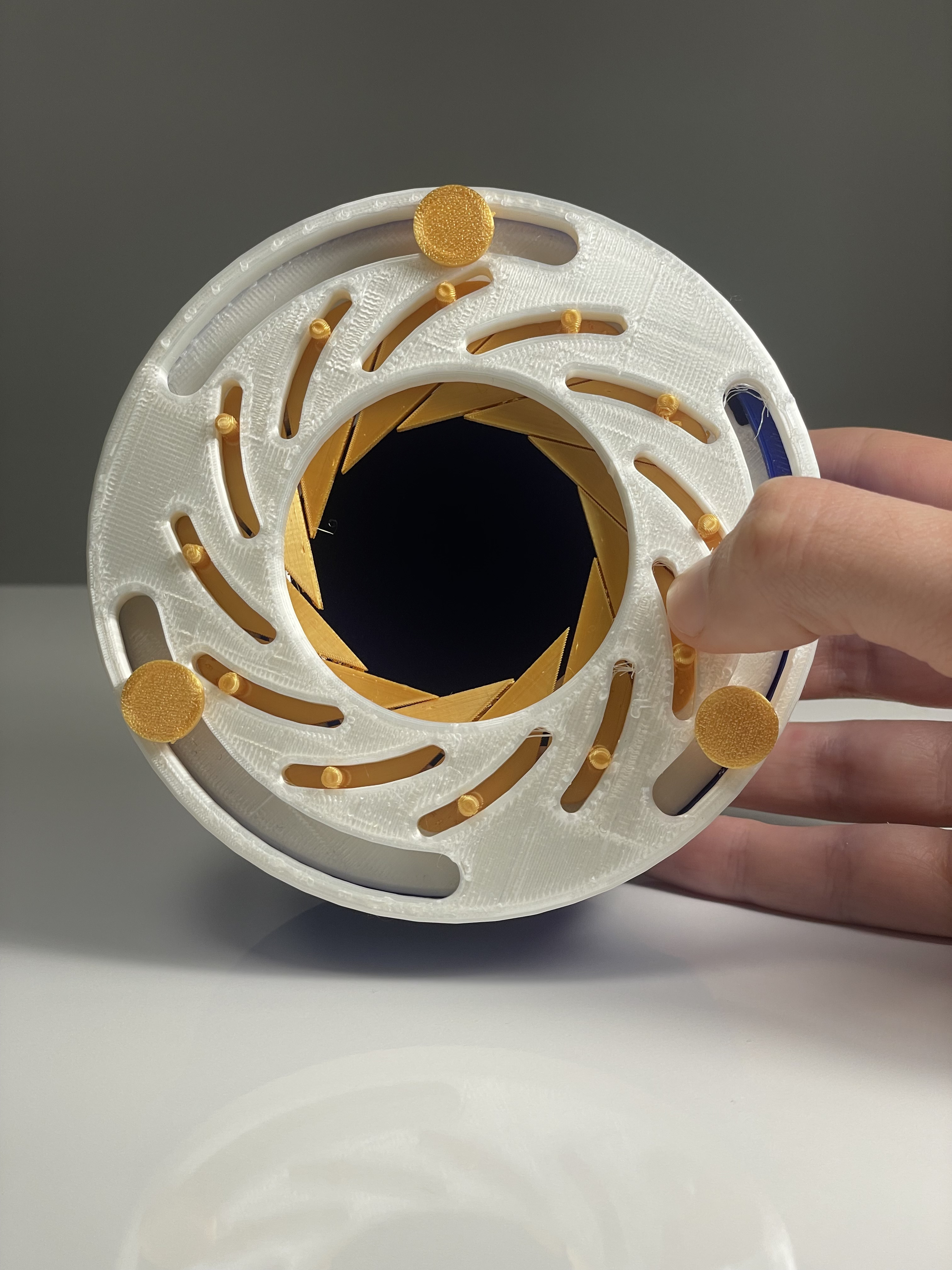 IRIS MECHANISM BOX MECHANICAL BOX 3D models download Creality Cloud