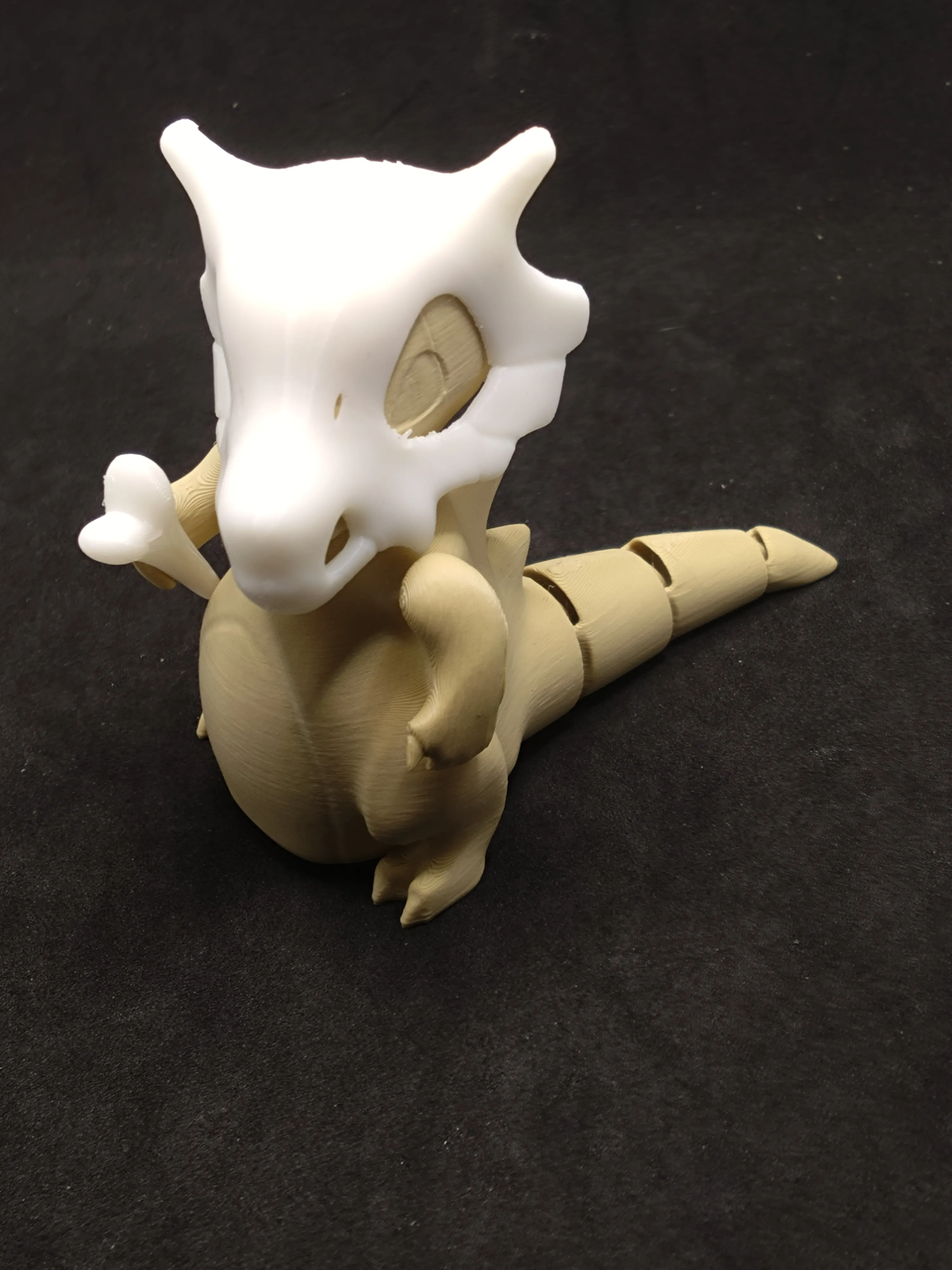 Juguete articulado Cubone
