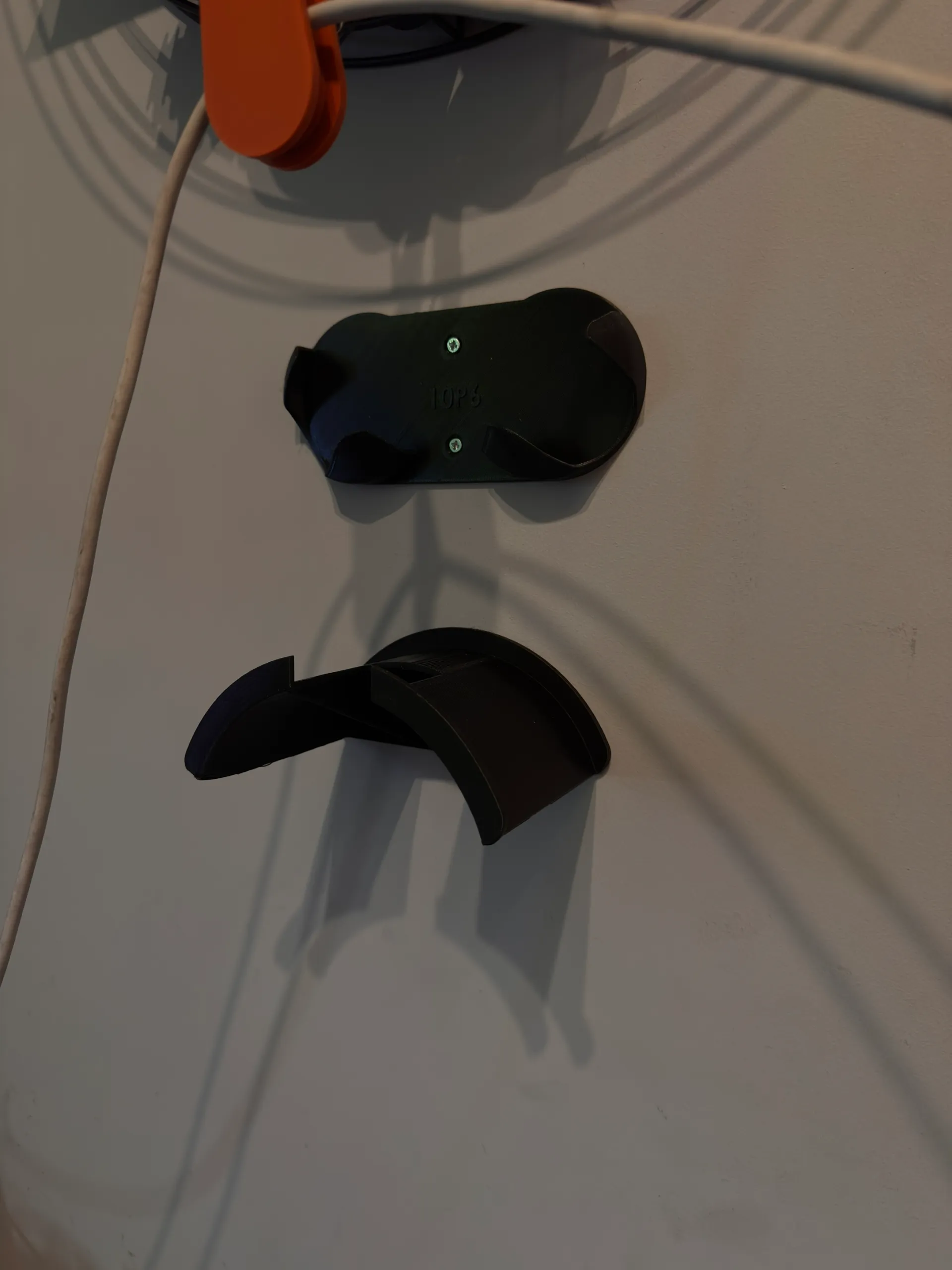 meta Quest 3 3s wall stand-2