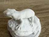 Salamander statue-2
