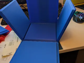 Openable Present box with hidden hinges