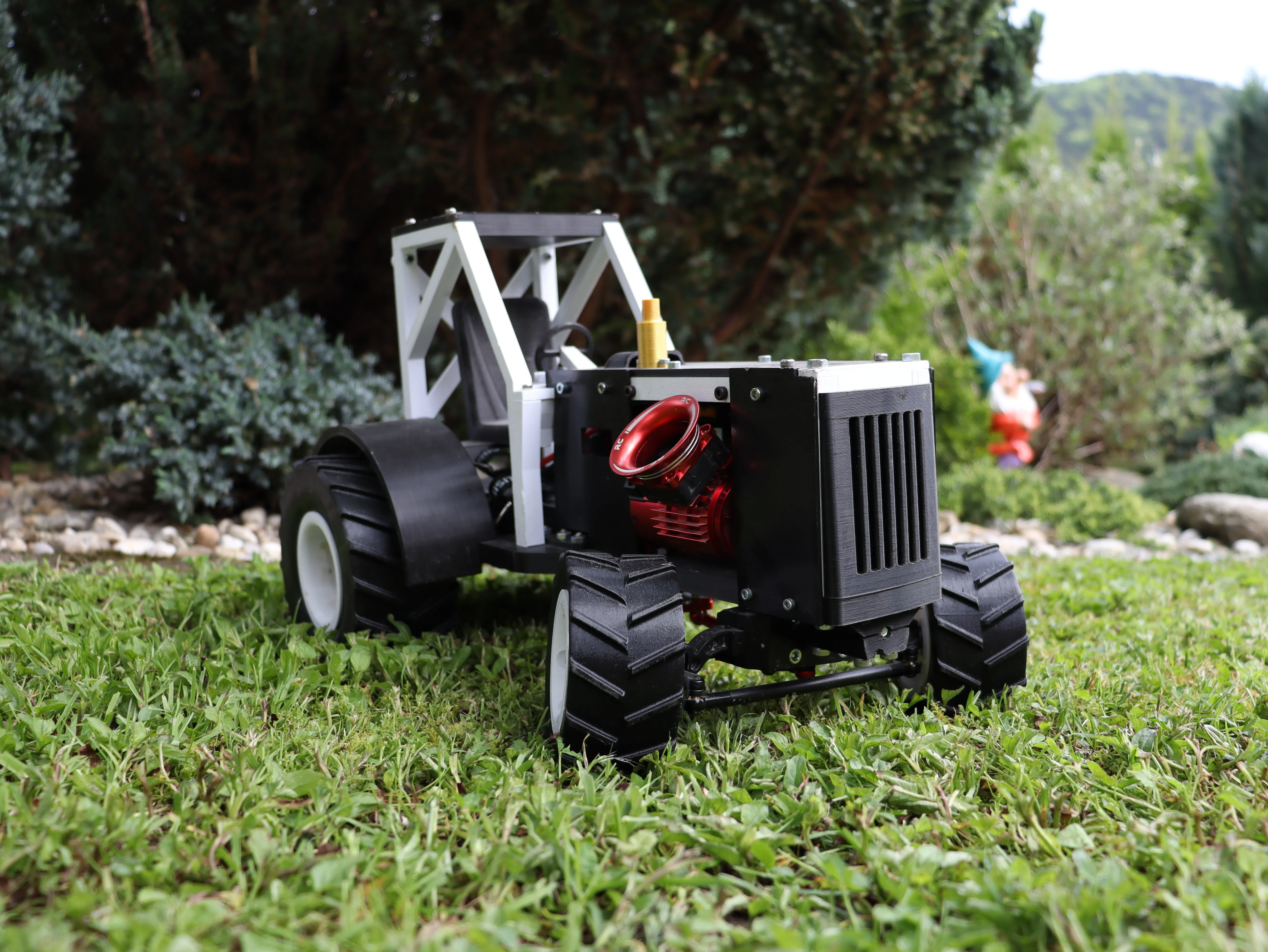 TRACTOR RC DE CARRERAS