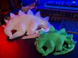 Stella, Gitar Penası Stegosaurus-5