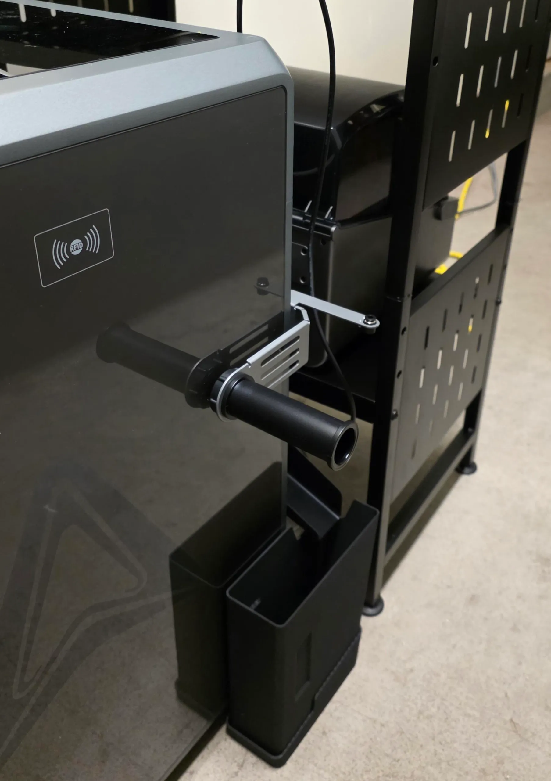 K2 Plus - Right poop chute with removable bin-1