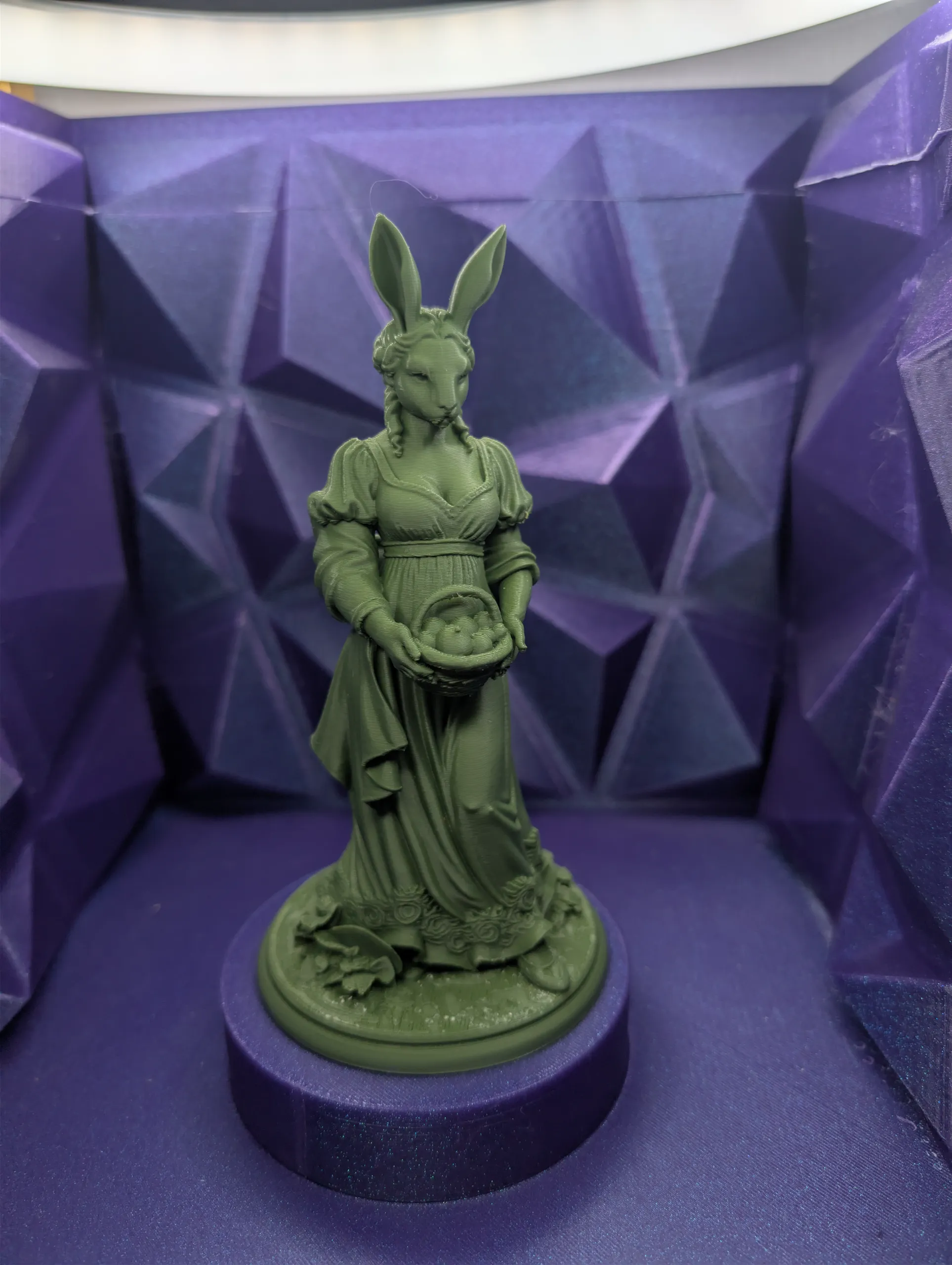 Lady Leporina, Keeper of the Spring Basket 