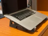 Laptop Stand-1