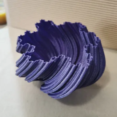 VASE 0083 - KOCH SNOWFLAKE FRACTAL VASE-1