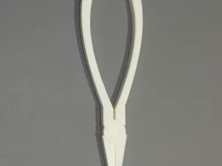 Pliers