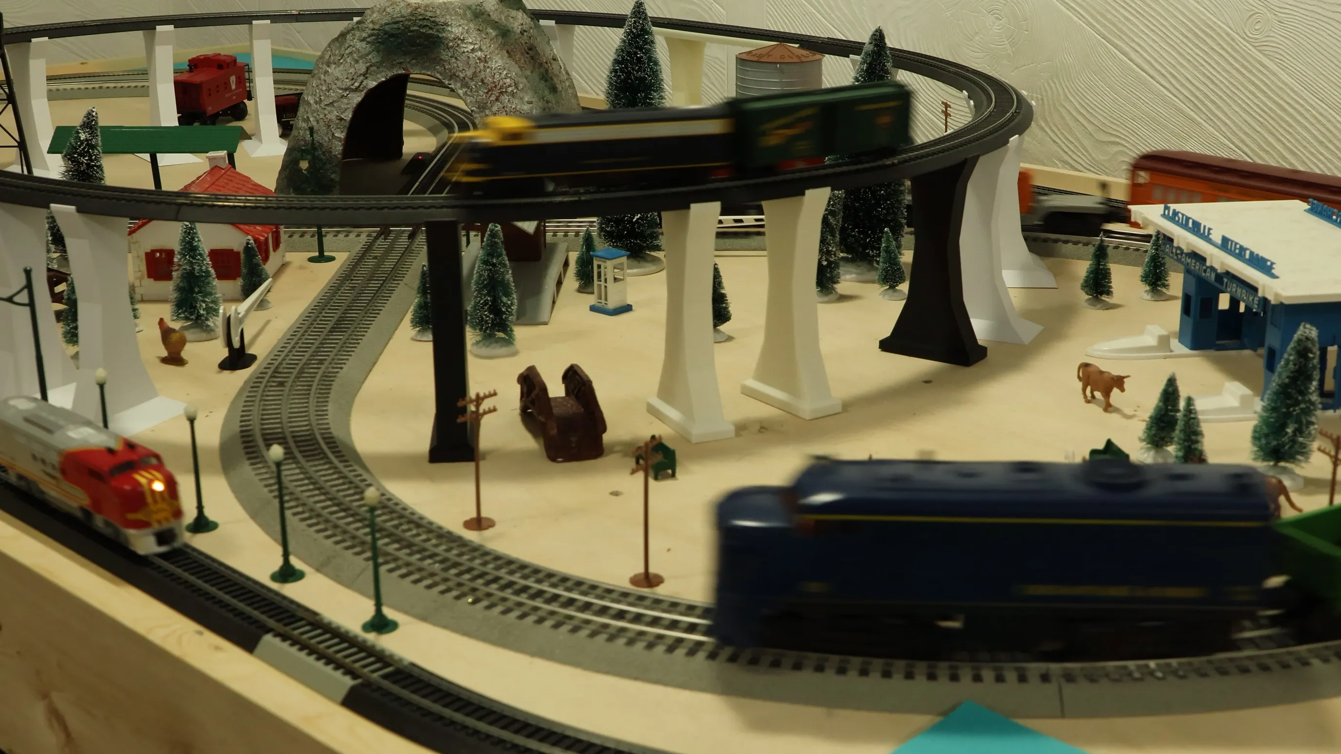 HO Scale 6" Track Riser