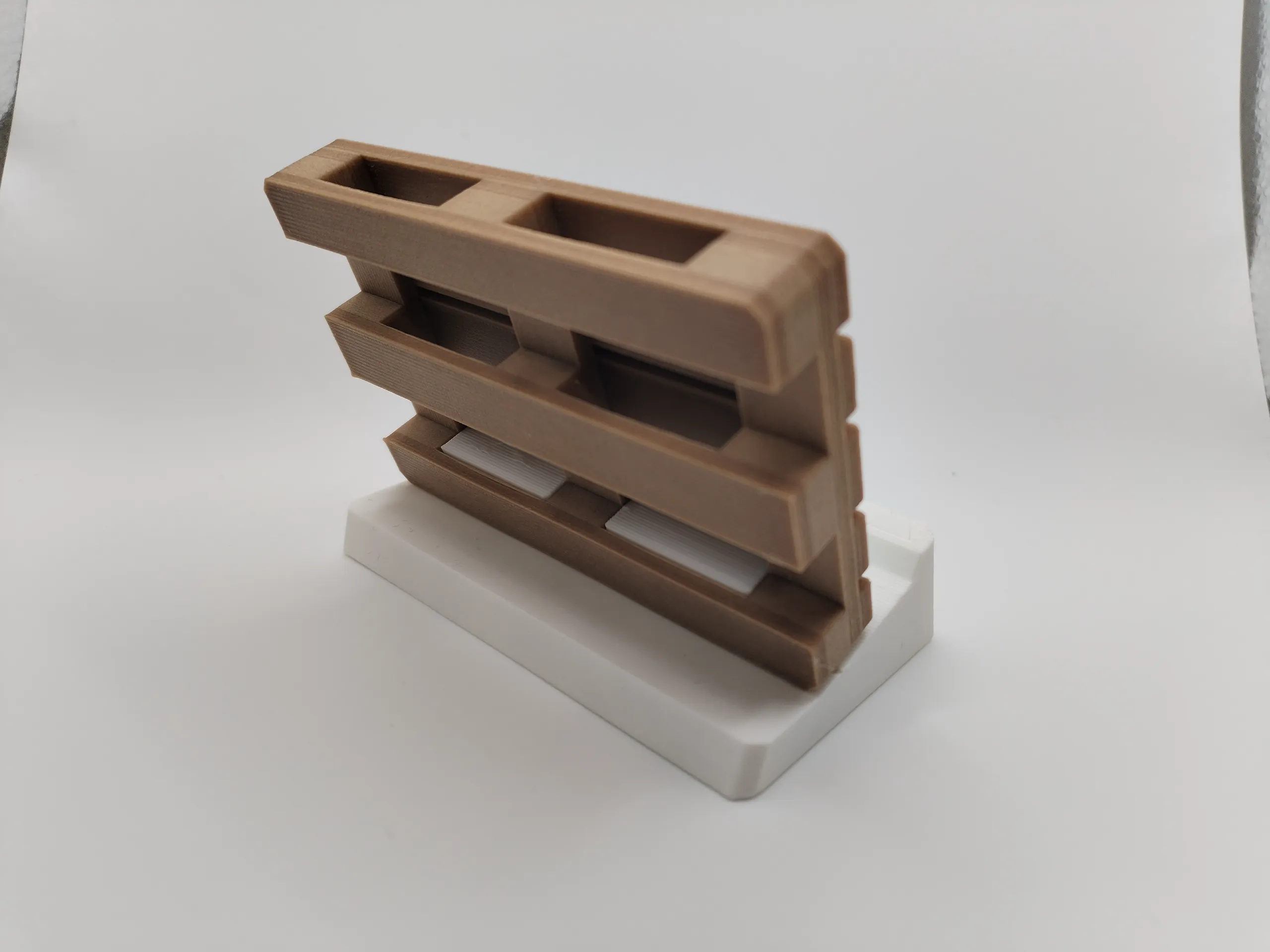 Pallet shaped business card holder