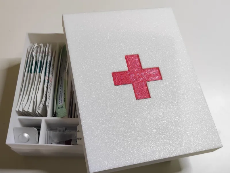 TROUSSE DE SECOURS DE VOYAGE