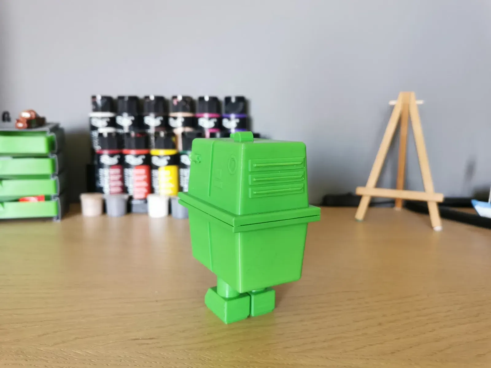 1:12 Gonk Droid - GNK-Series Power Droid