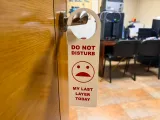 DO NOT DISTURB 32-1