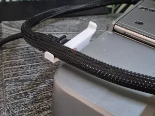 build plate wire guide