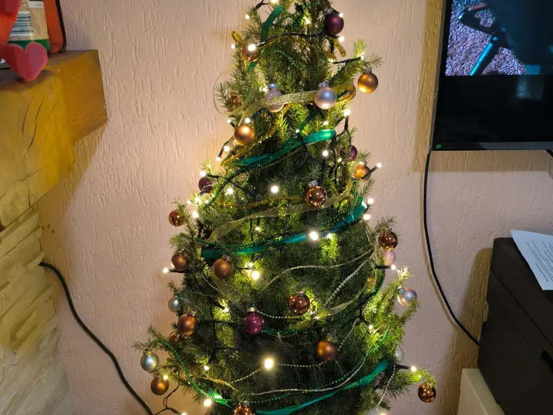 Christmas tree star