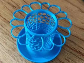 Flower toothbrush holder
