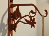 Wall Hanger-2
