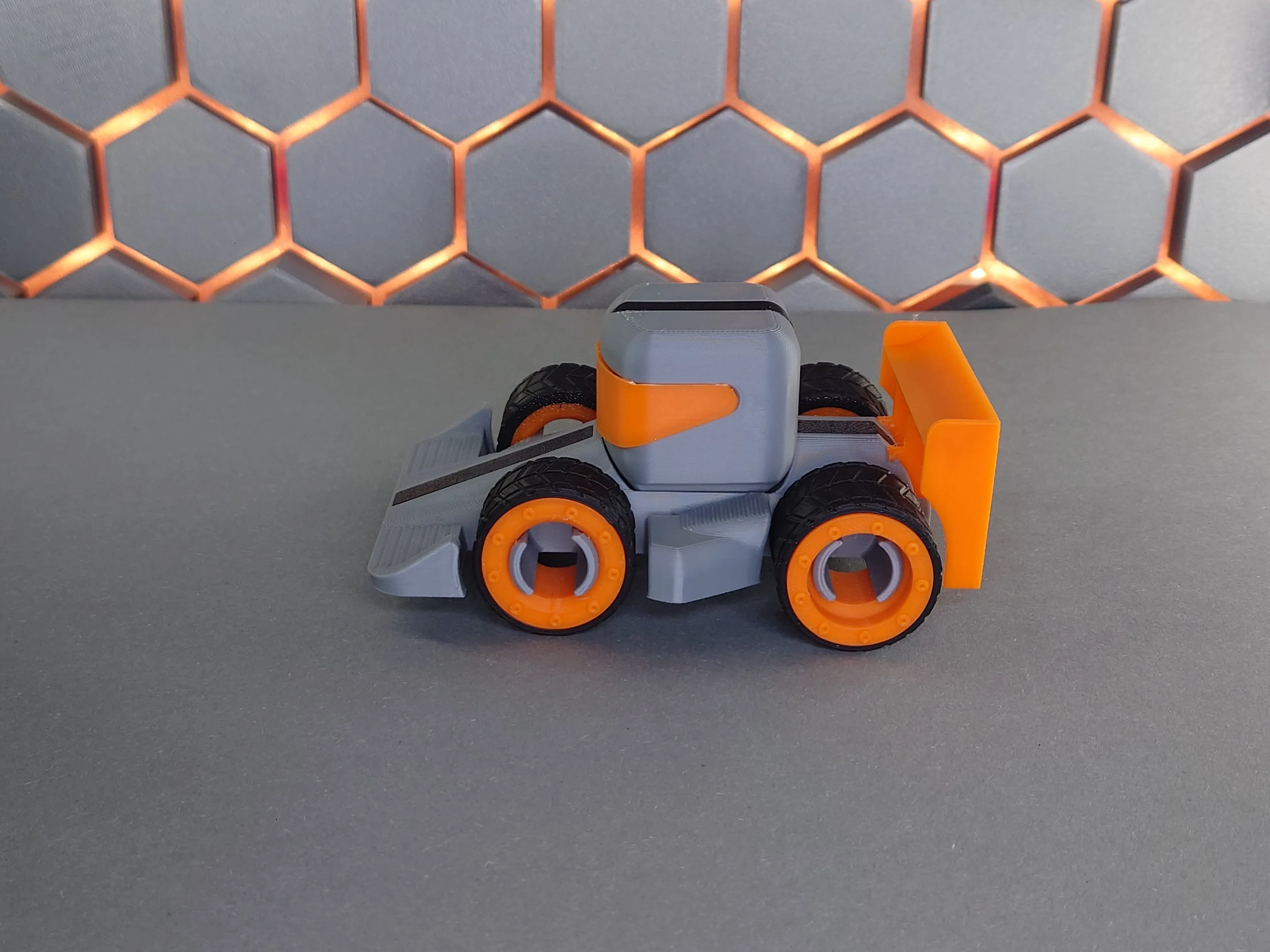 Speedy el pequeño robot corredor (No CFS)