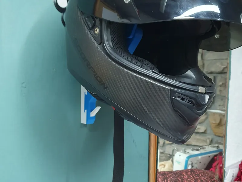 Kask Tutucu, Ayarlanabilir Kask Askısı