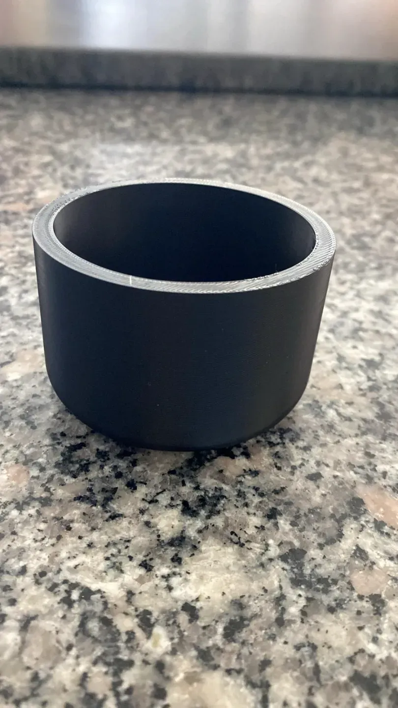 Minimalist Round Planter – Modern Elegance for Your Plants