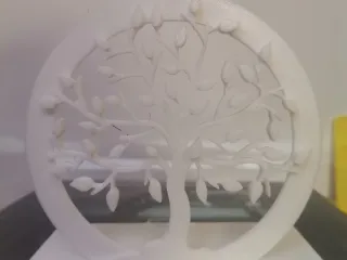 Tree_Napkin_Holder_Rounded_with_colored_Leaves