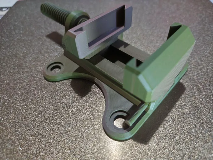 Modular Mini Bench Vise with Suction Cups - Tools - PLA - 3D printed product - фото 5