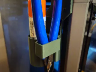 Tripple tool holder