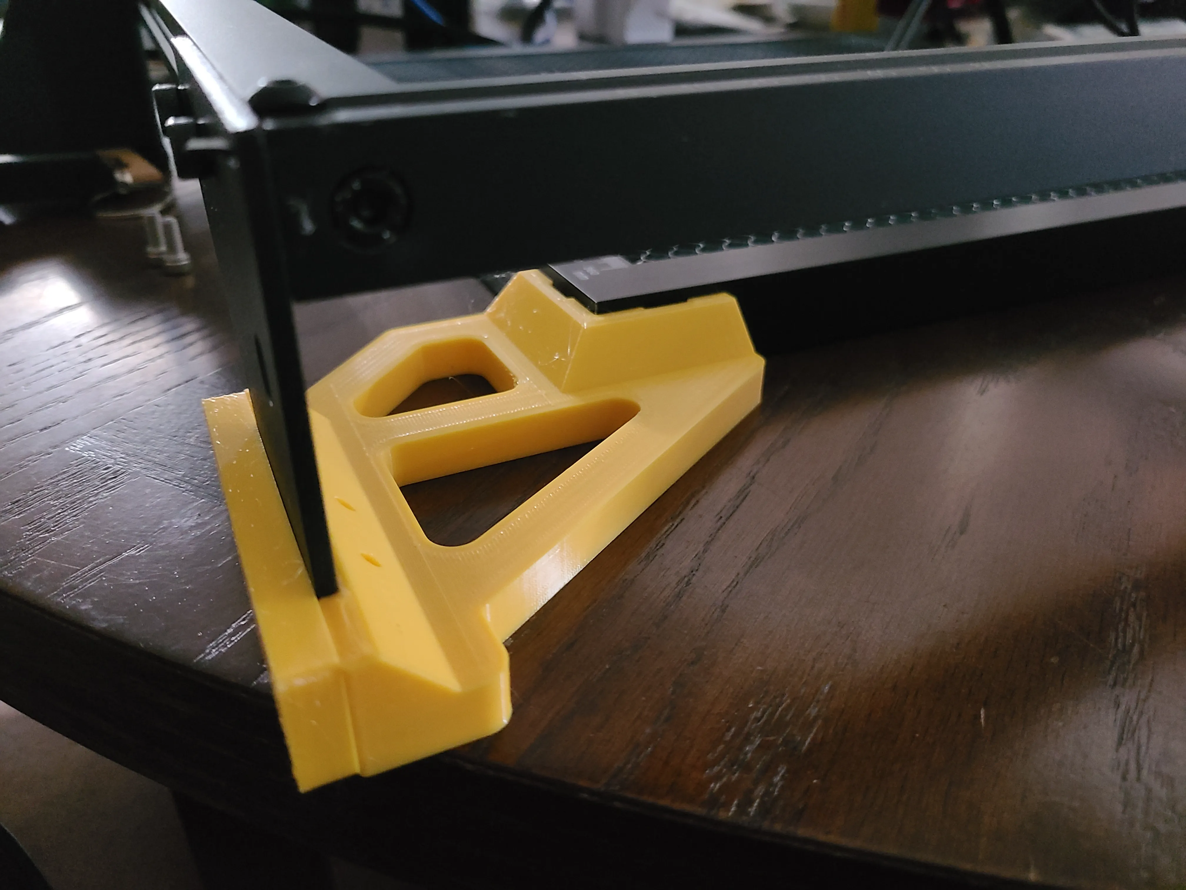 HONEYCOMB PANEL ALIGNMENT BRACKETS