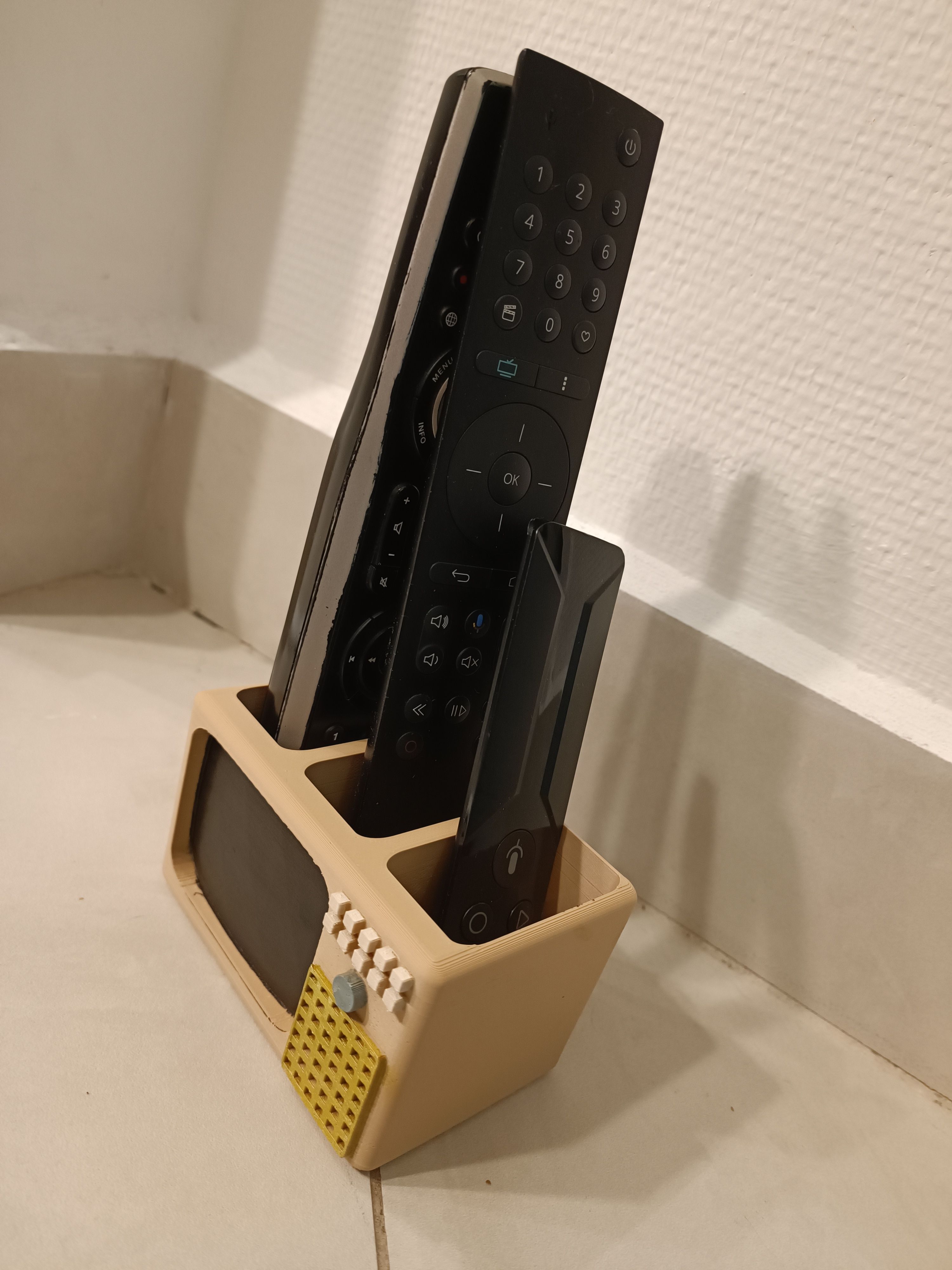 remote Holder television 3D models download Creality Cloud