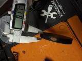 LED light puck same-2