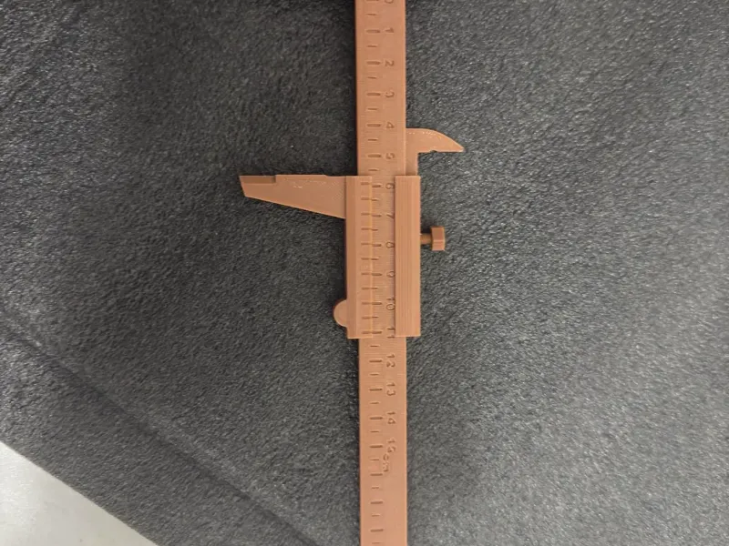 Vernier style calipers