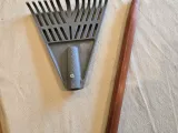 The Ultimate Back Scratcher-2