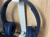 Headphone holder-1