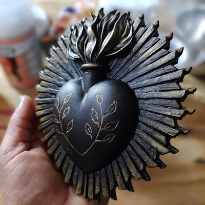 Sacred Heart Wall Ornament 3D Model